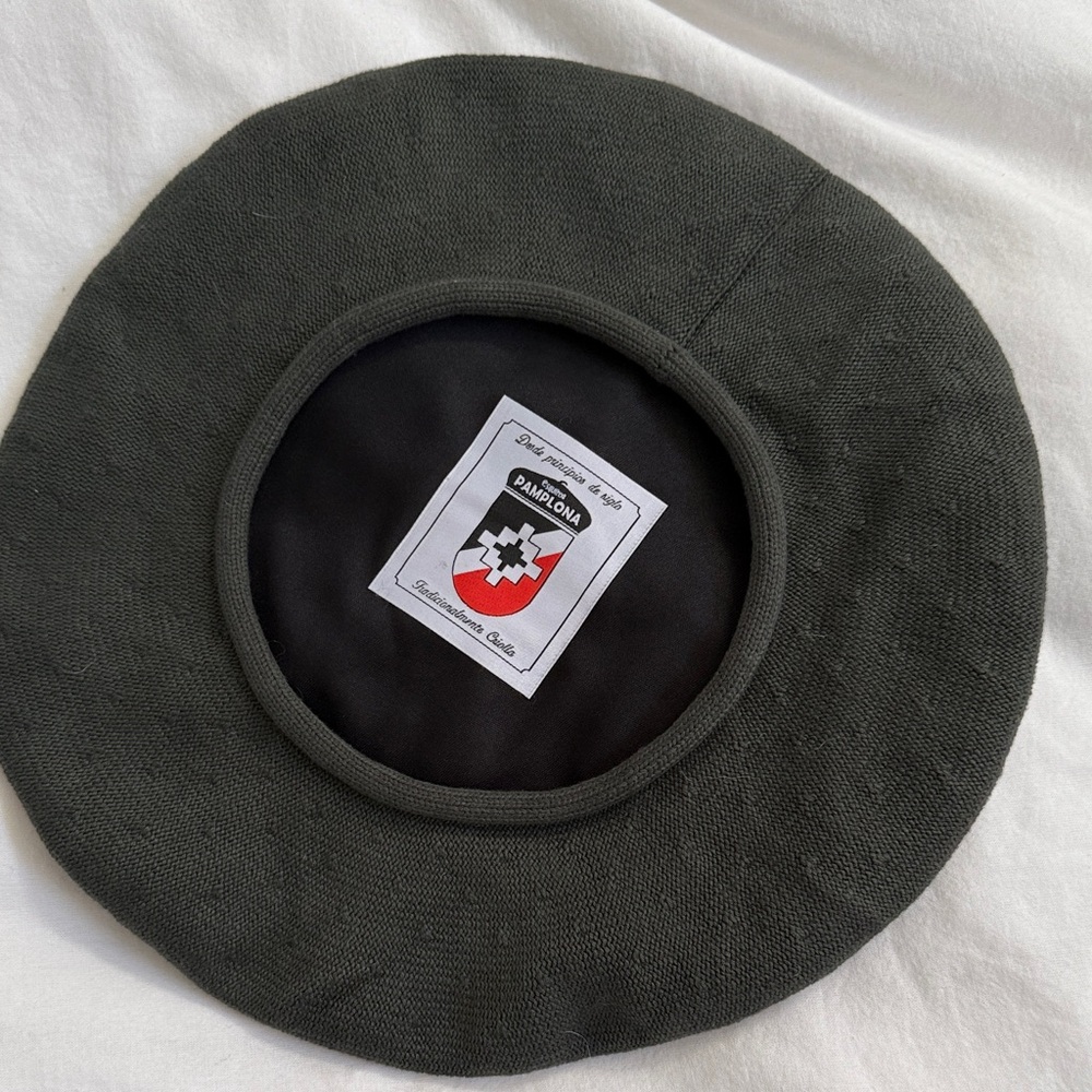 Green Beret Gaucho Hat from Chile Patagonia - Picture 2 of 4